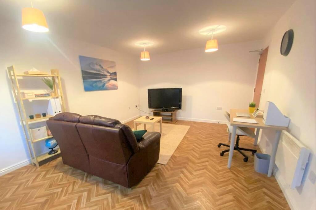 The Onyx Suite - 1 Bed Apartment W/ Free Parking Cardiff Exterior foto